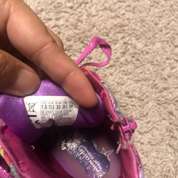 Skechers shoes - Picture 4 of 4